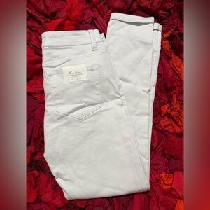 KanCan Women's Straight Leg Jeans in White